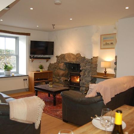 Ty Del - Beautiful Home In Tywyn Exterior photo